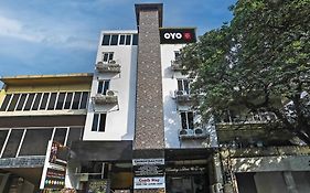 Hotel O Mannat Near Lotus Temple
